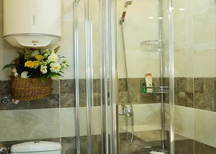 Sunny With Parking Near The Sea In Briz, By Flat Mаnаger * فارنا