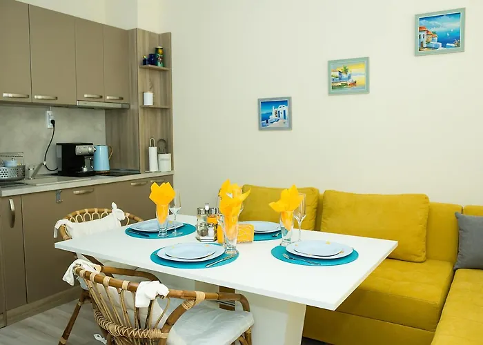 Sunny With Parking Near The Sea In Briz, By Flat Mаnаger *