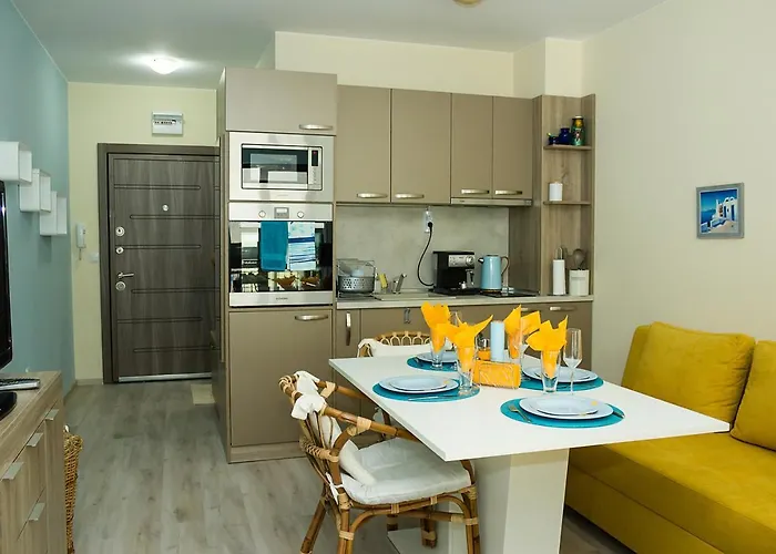 Sunny With Parking Near The Sea In Briz, By Flat Mаnаger Apartment *